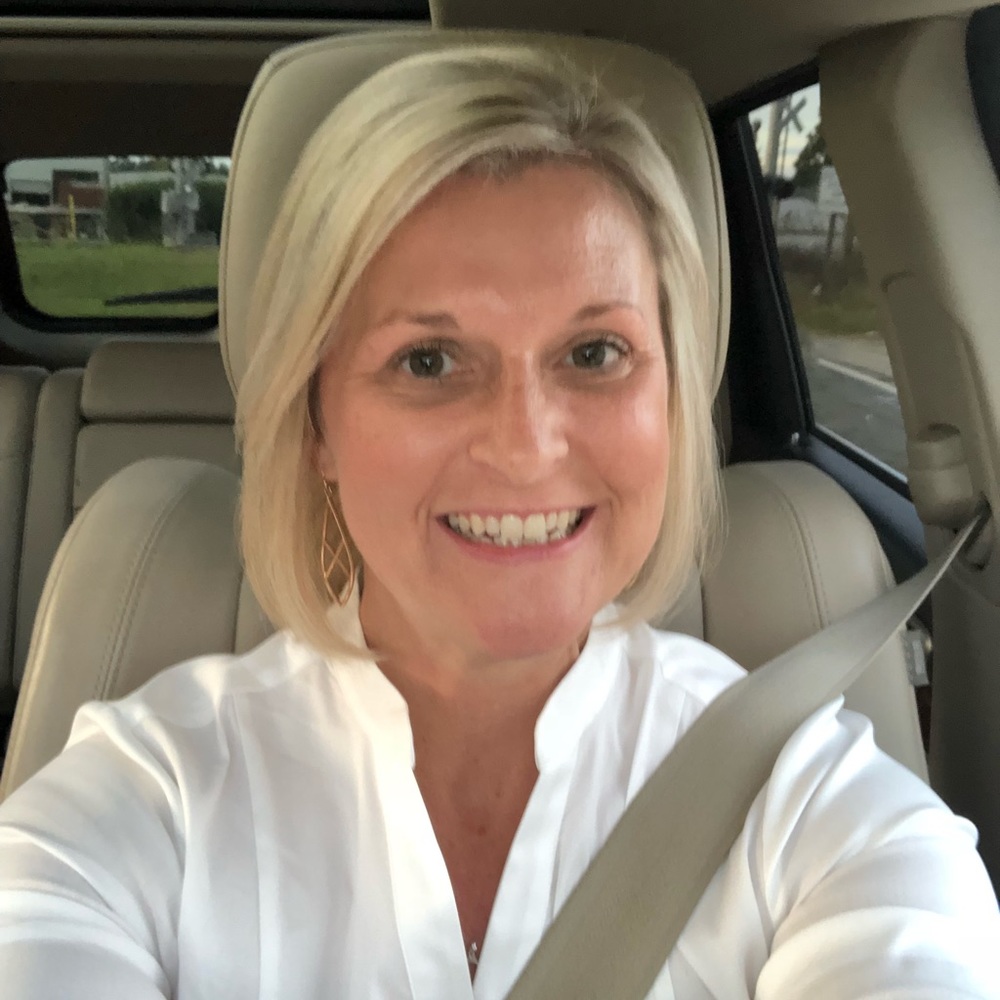 Meet your Posher, Angie